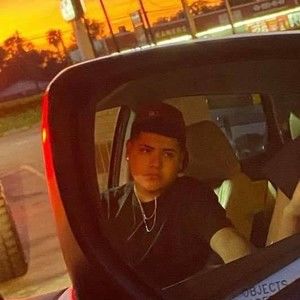 Meet your Posher, Dominik